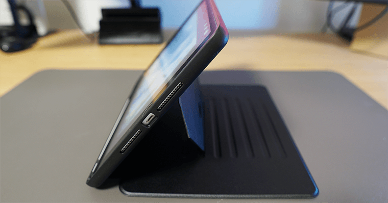 iPad第9世代おすすめペン収納ケース 3位:ESR マグネティックキックスタンド