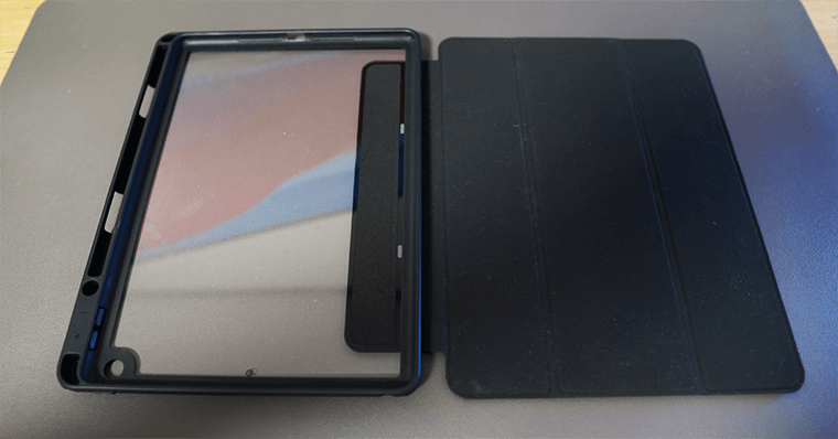 ipad第9世代おすすめペン収納ケース 7位:ESR iPad透明ハイブリッドケース