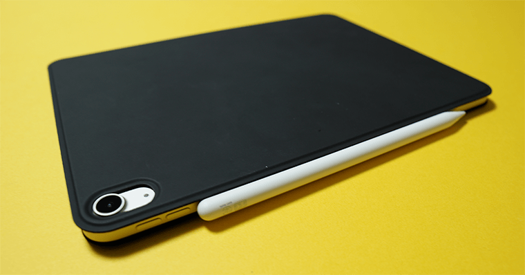 iPadAir第5世代 磁気つきのケース